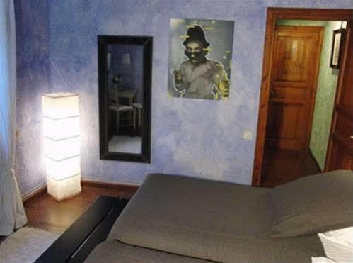 Hotel Hostal Placa Garós Extérieur photo